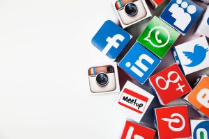 pile of social media logos